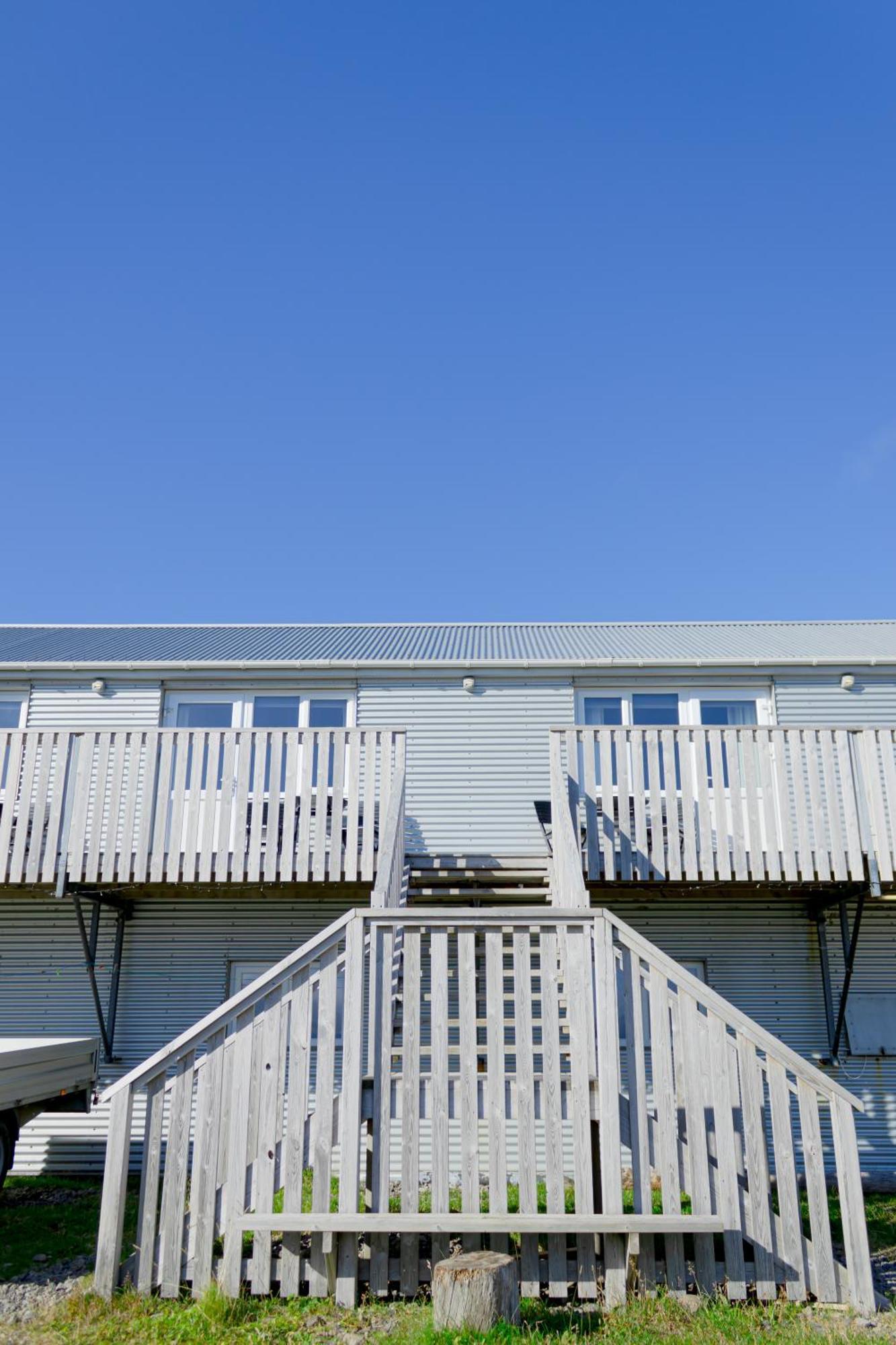 Urdartindur Guesthouse And Cottages Northurfjorthur 외부 사진