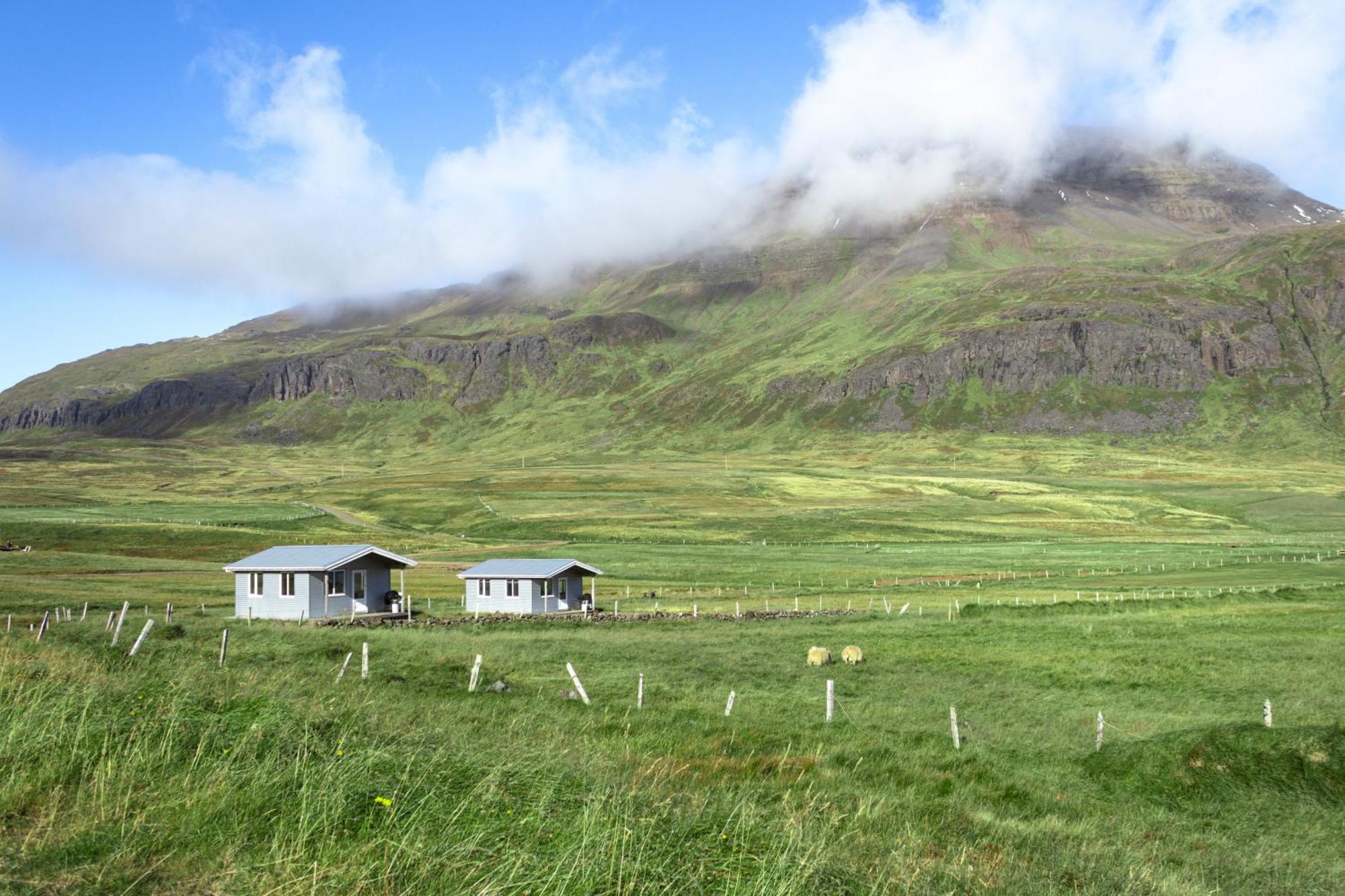 Urdartindur Guesthouse And Cottages Northurfjorthur 외부 사진