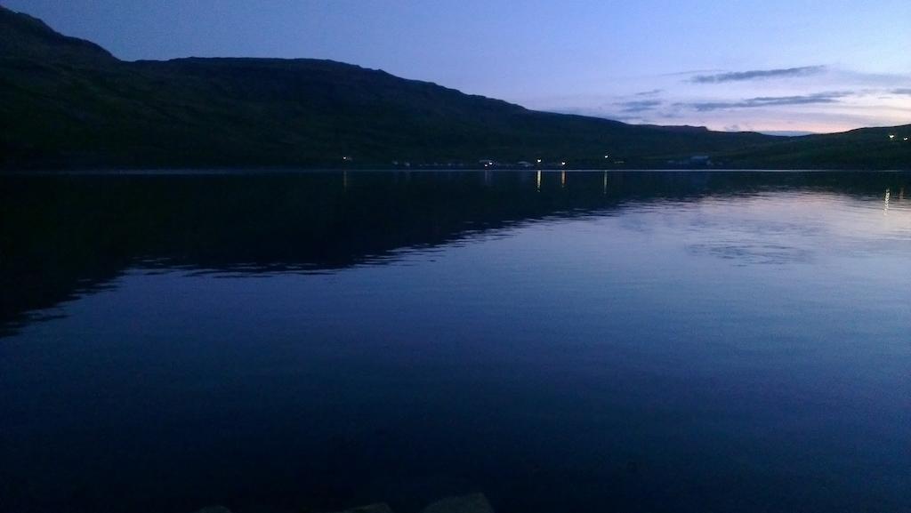 Urdartindur Guesthouse And Cottages Northurfjorthur 외부 사진