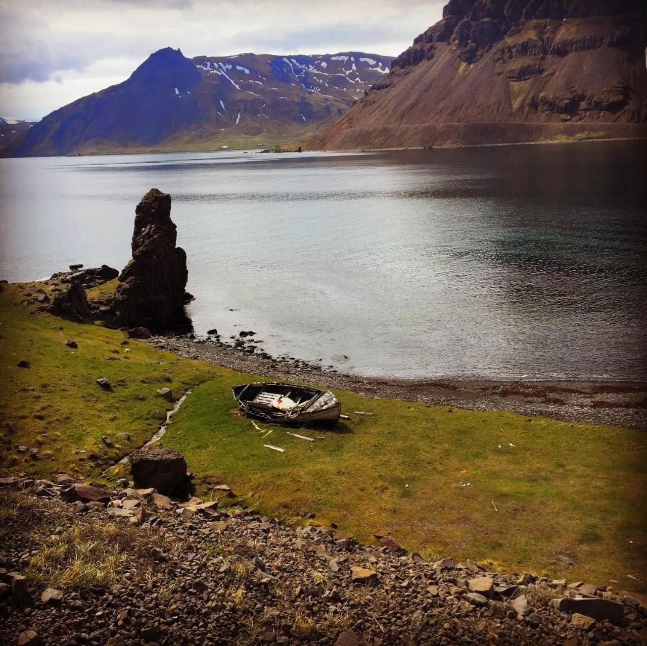 Urdartindur Guesthouse And Cottages Northurfjorthur 외부 사진